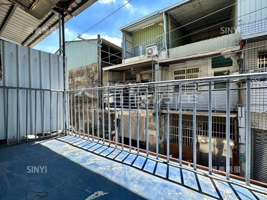 近奇美醫院活巷透天房屋室內格局與周邊環境