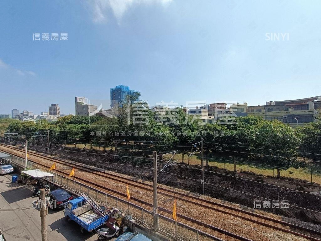 東區臻藏。電梯三房房屋室內格局與周邊環境