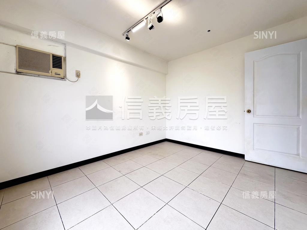 【高第】震後樓中樓平車房屋室內格局與周邊環境