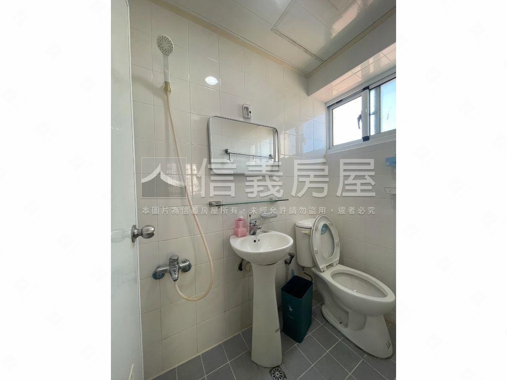 巴黎廣場邊間套房房屋室內格局與周邊環境