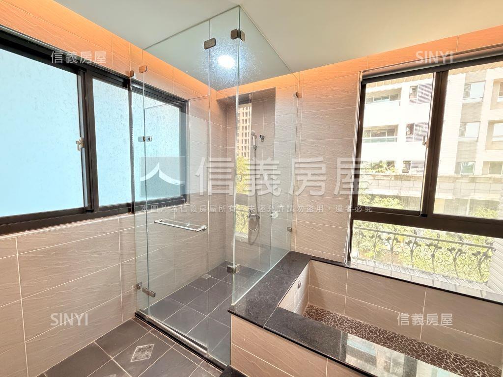 農１６裕誠路角窗透店房屋室內格局與周邊環境