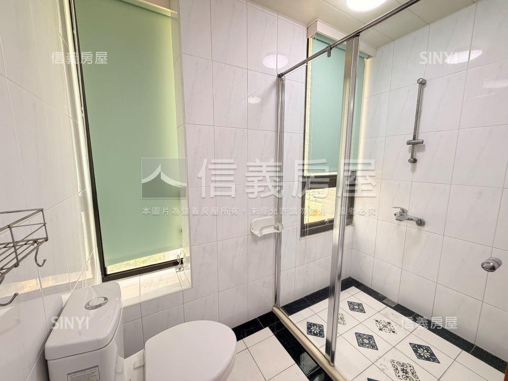 農１６裕誠路角窗透店房屋室內格局與周邊環境