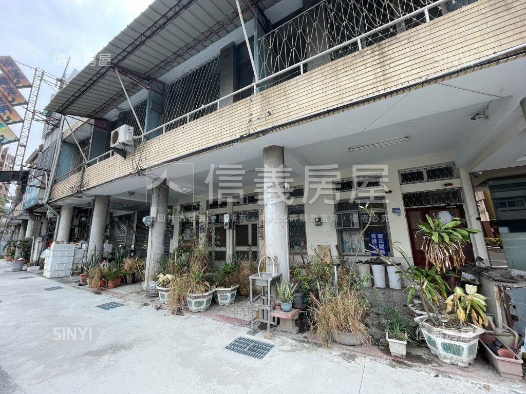 正忠明路鄰西屯店面透天房屋室內格局與周邊環境