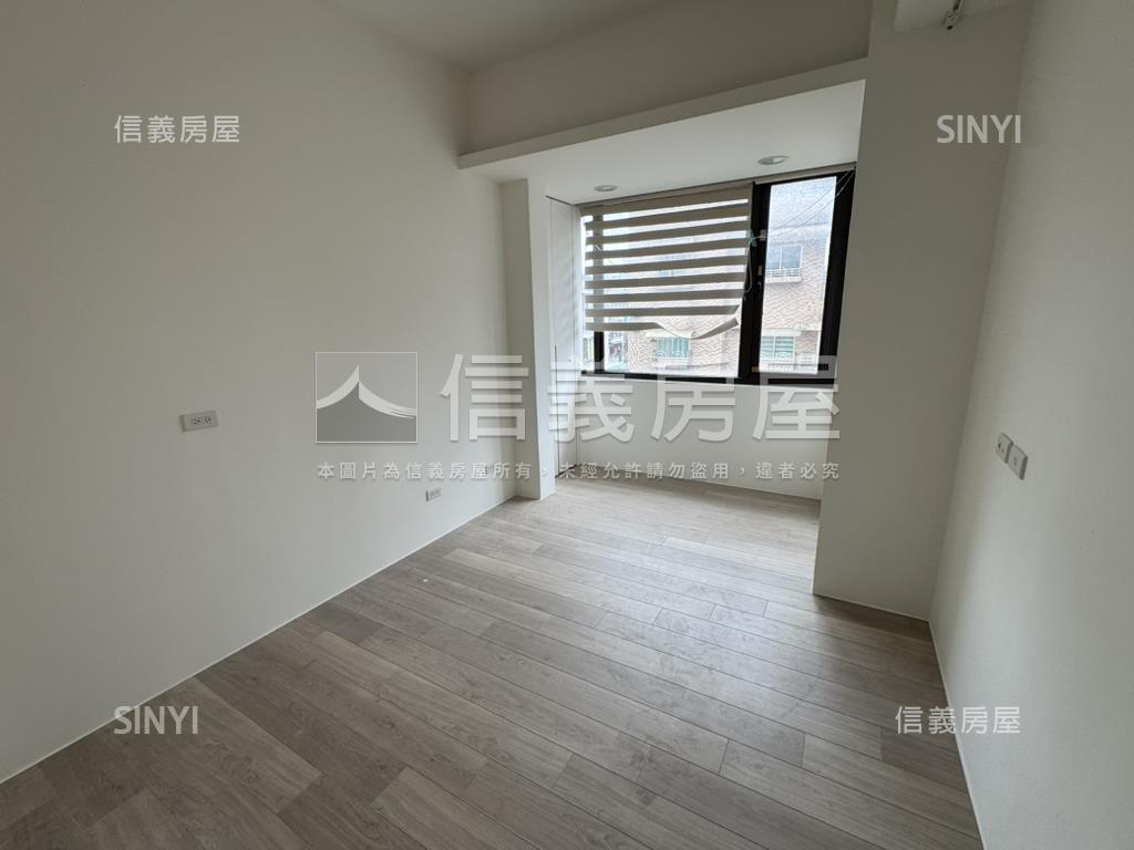 鳳霖文山邊間電梯三房車位房屋室內格局與周邊環境