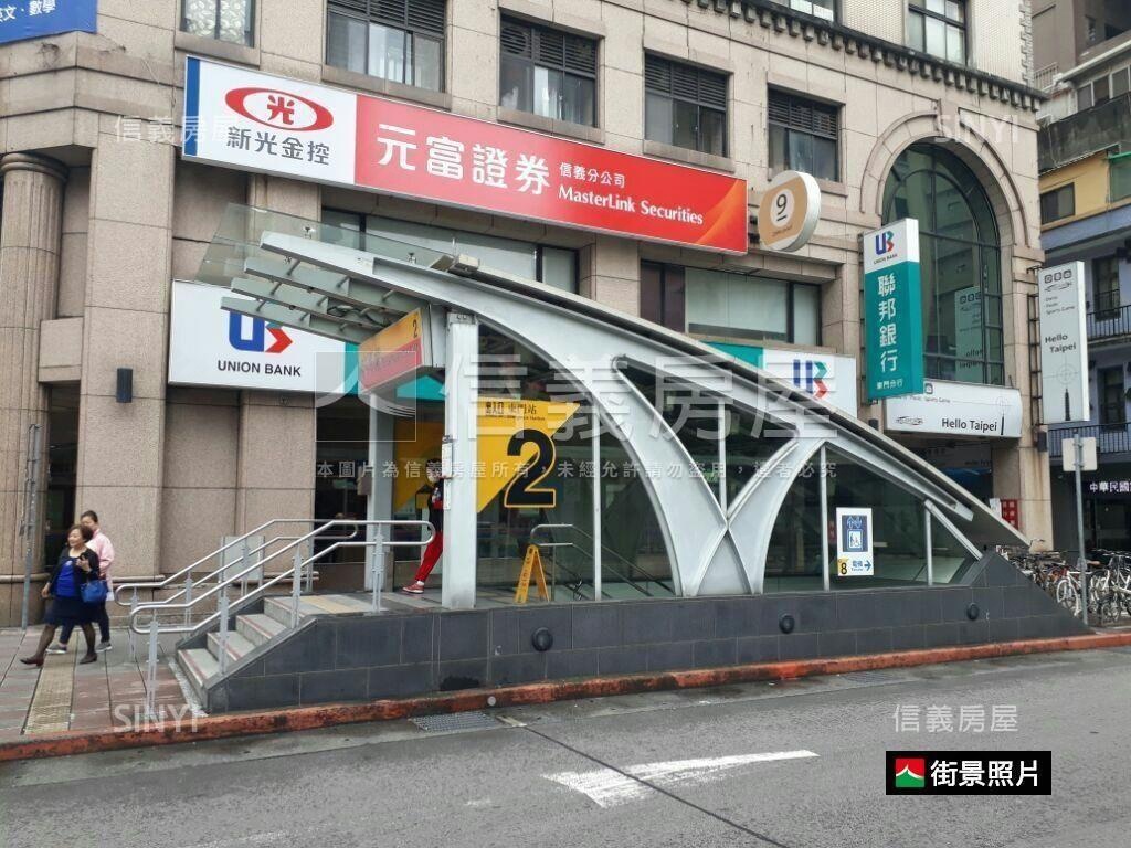 東門捷運電梯管理稀有５房房屋室內格局與周邊環境