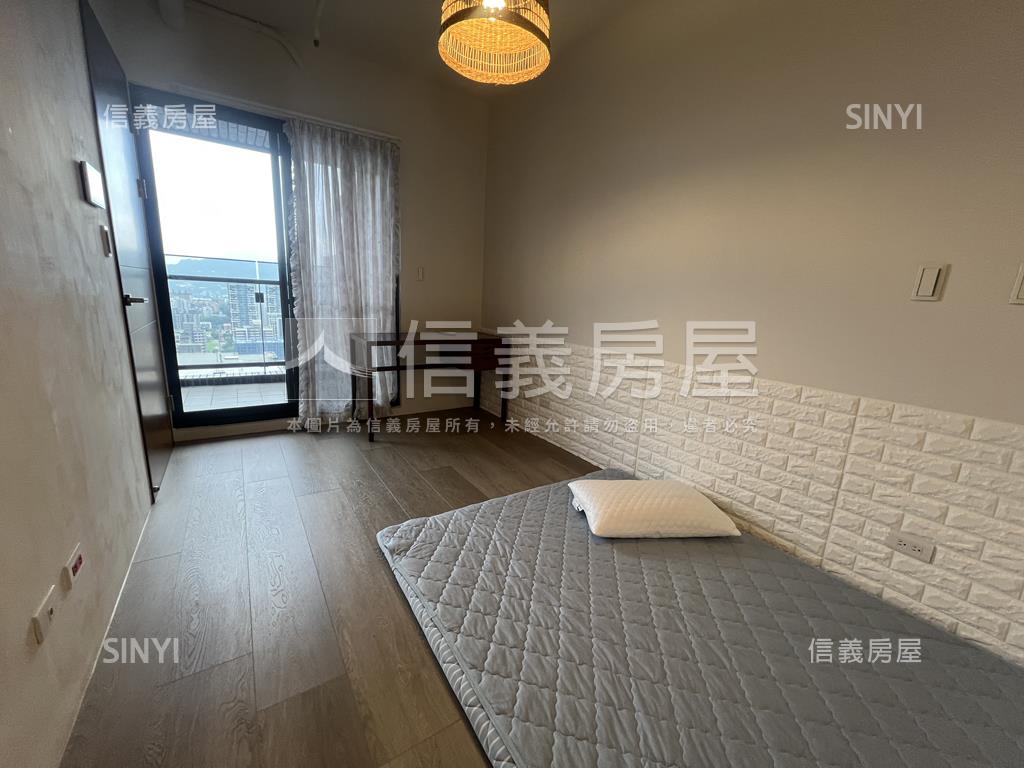 海洋都心高樓稀有面向房屋室內格局與周邊環境