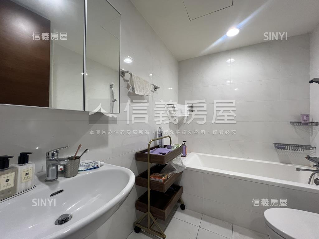 海洋都心高樓稀有面向房屋室內格局與周邊環境