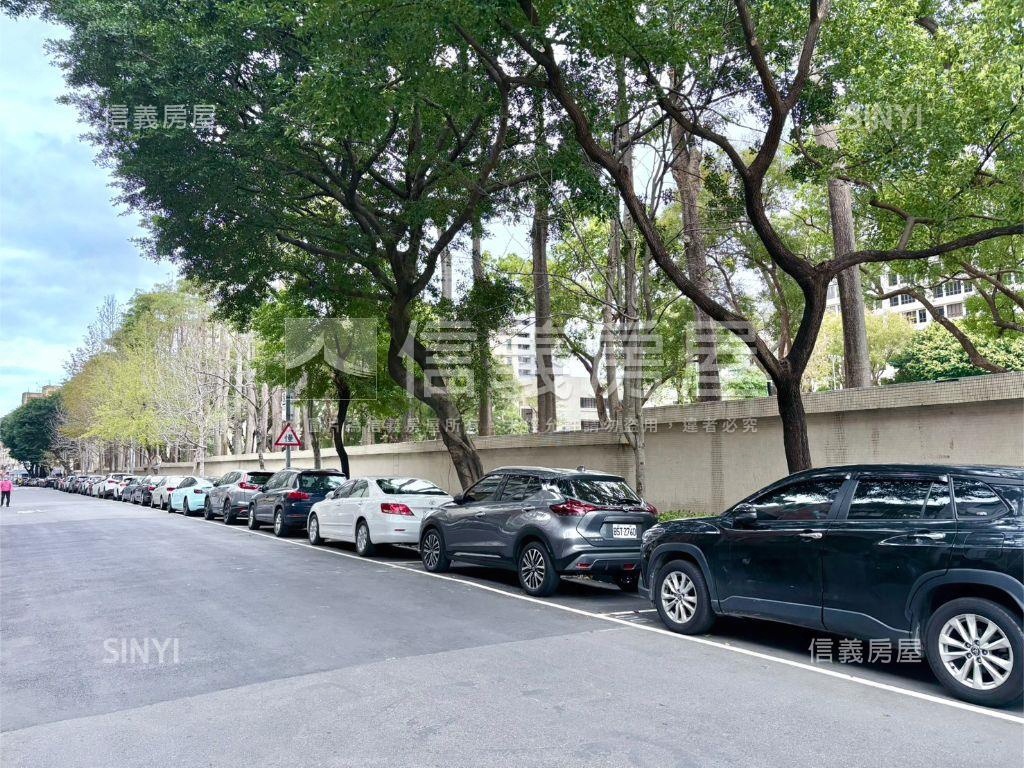 專任＊石牌樹景一樓好停車房屋室內格局與周邊環境