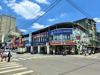 新埔商圈新海路三角窗店面