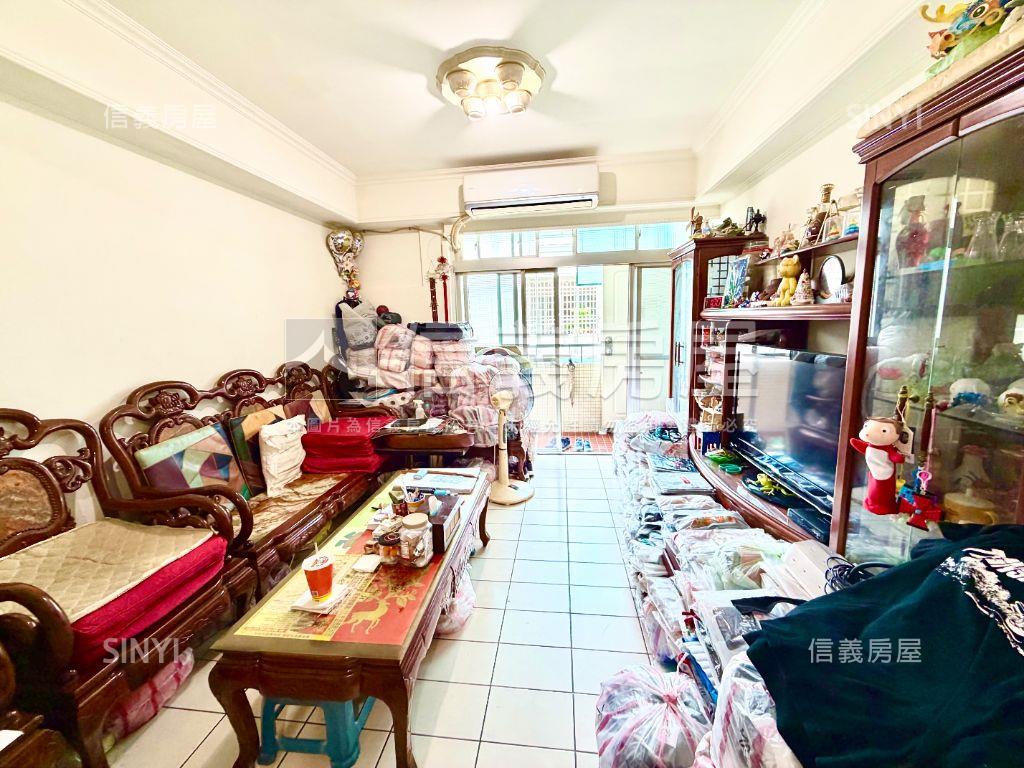 國泰建設公寓三房＋頂加房屋室內格局與周邊環境