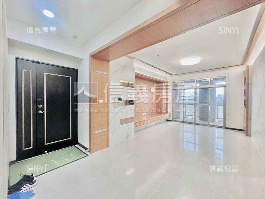 ＜新案＞次頂樓露臺視野戶房屋室內格局與周邊環境