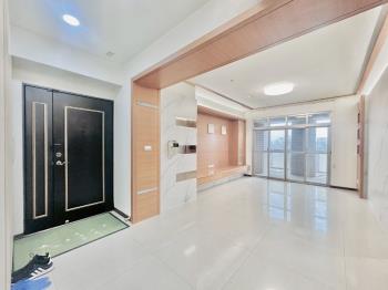 ＜新案＞次頂樓露臺視野戶