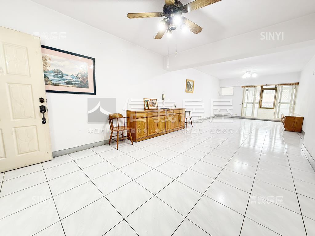 明德捷運文山華廈四房房屋室內格局與周邊環境