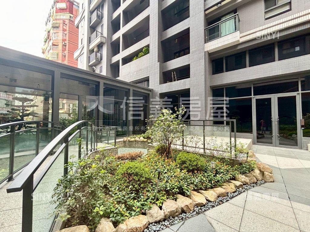 富宇上和苑三房平車房屋室內格局與周邊環境