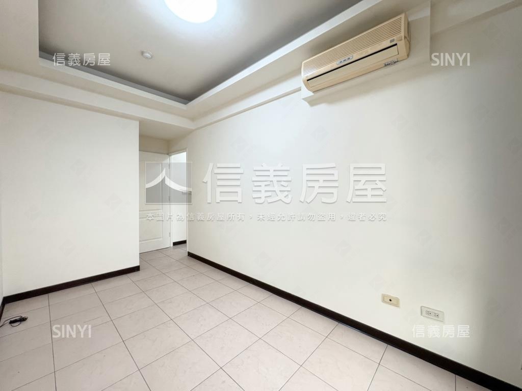 低總價百達翡翠採光２房房屋室內格局與周邊環境