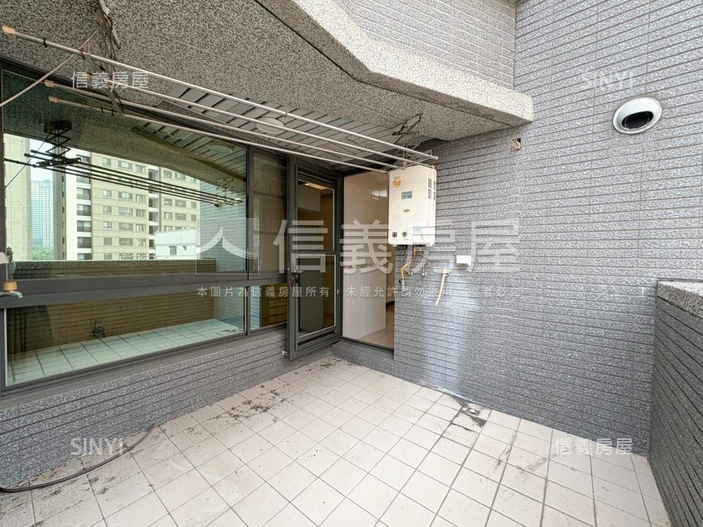 低總價百達翡翠採光２房房屋室內格局與周邊環境