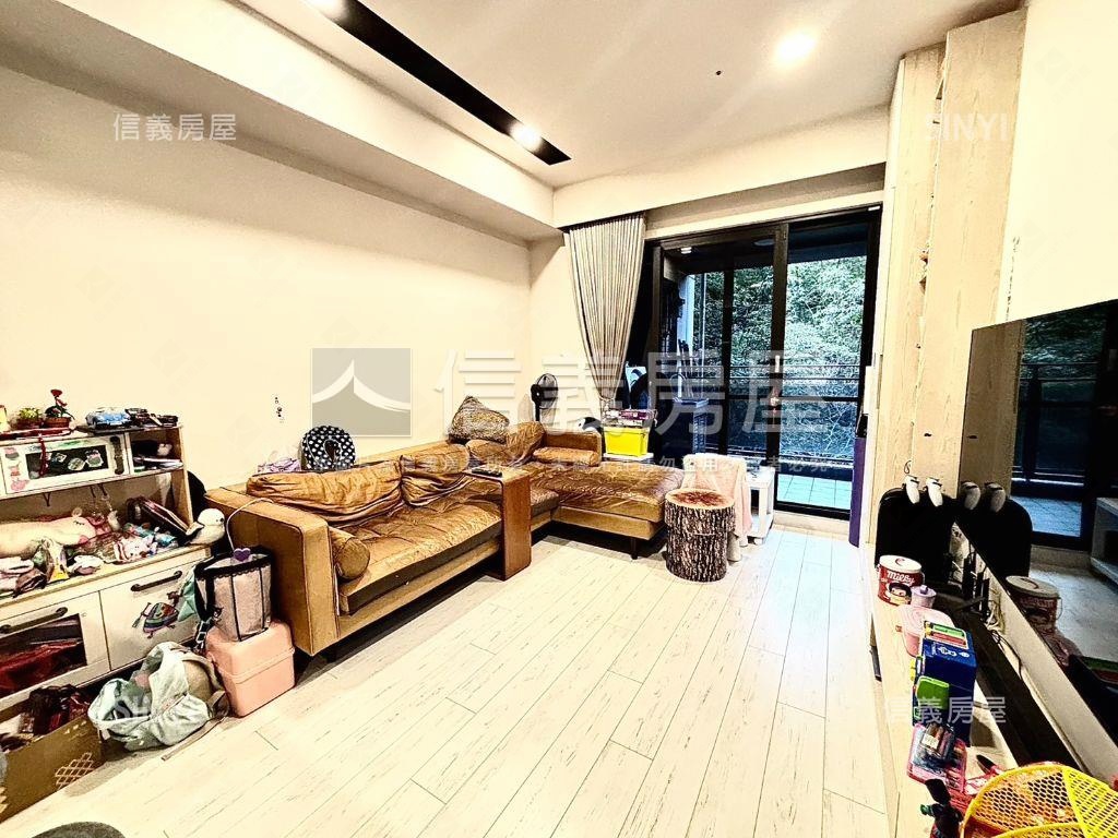 哲人德林★山景兩房車位房屋室內格局與周邊環境