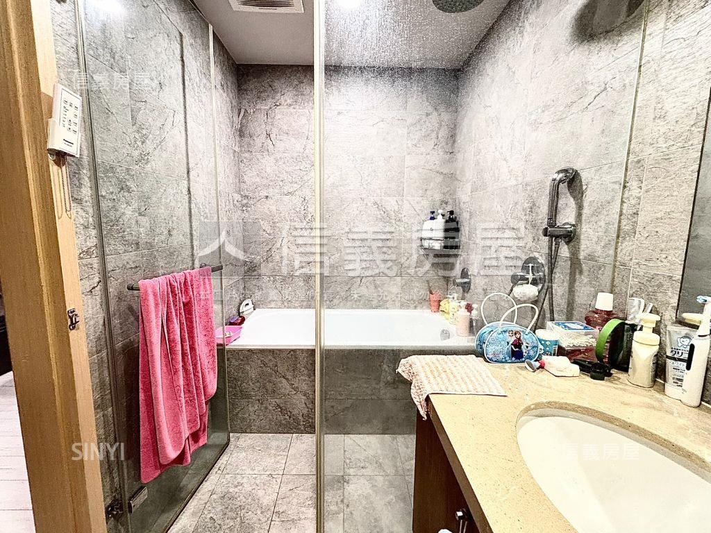 哲人德林★山景兩房車位房屋室內格局與周邊環境