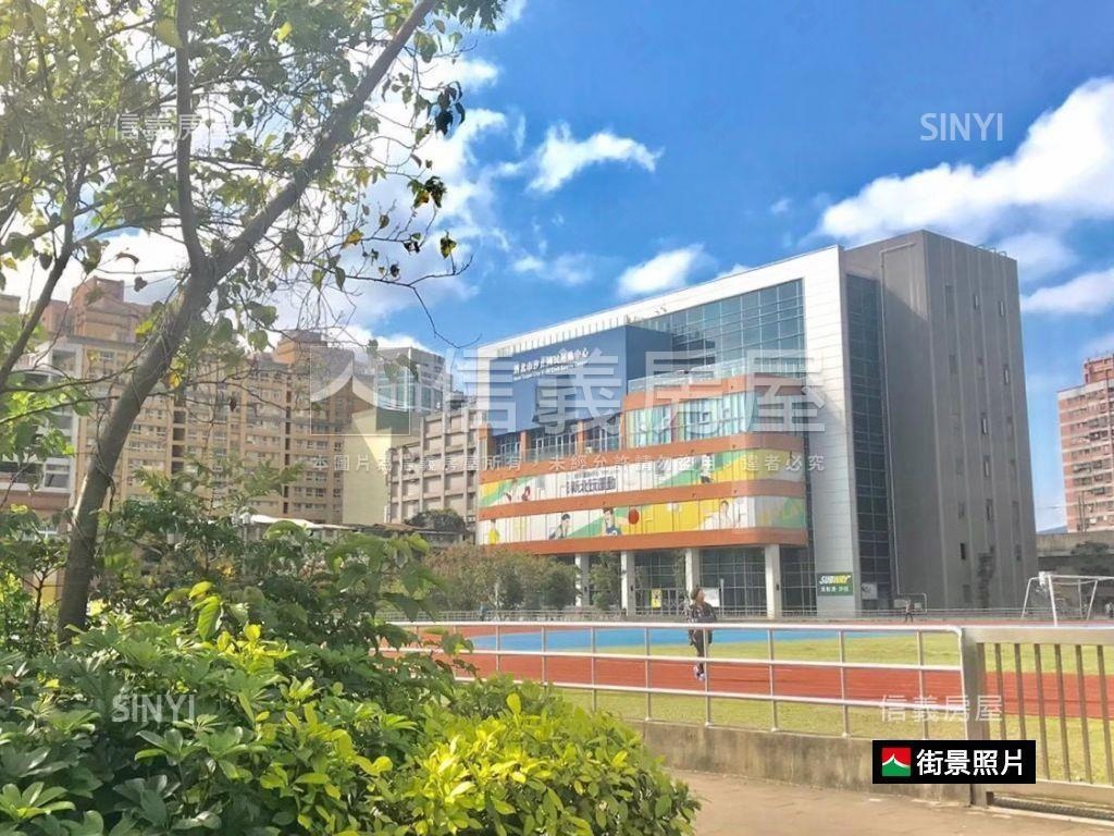 哲人德林★山景兩房車位房屋室內格局與周邊環境