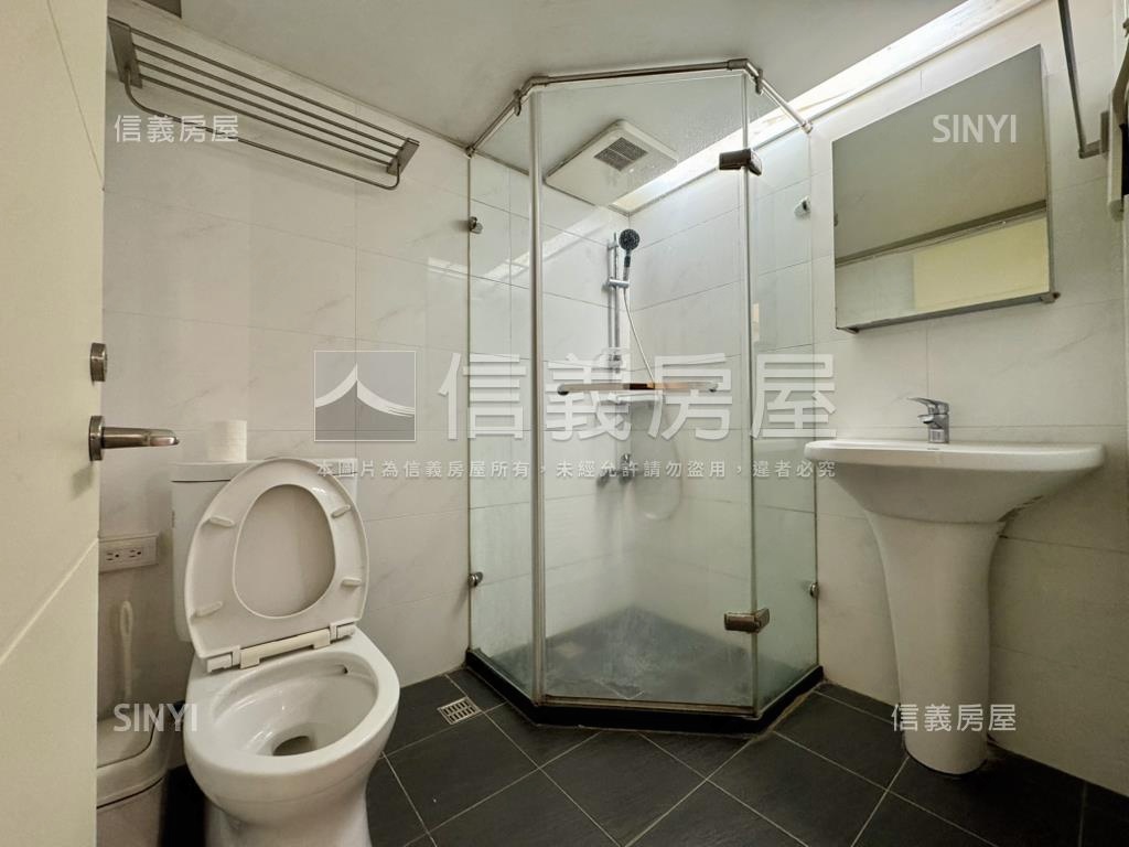 國泰華廈三房美屋房屋室內格局與周邊環境