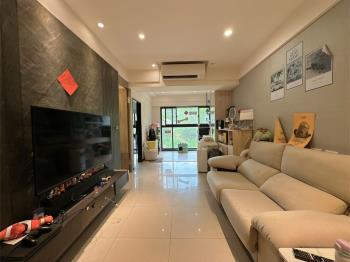 微美小丘精美兩房車位