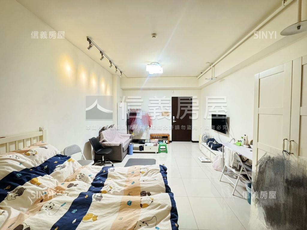 甲山林天廈高樓稀有一大房房屋室內格局與周邊環境