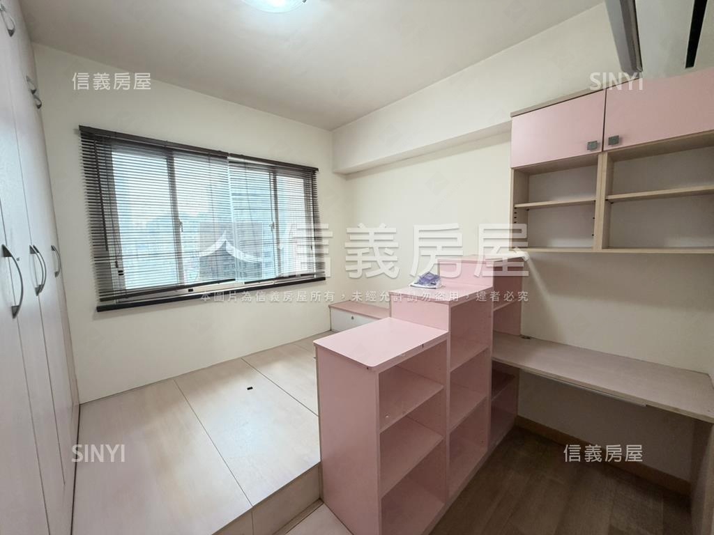 麗寶新傳次頂樓三房車位房屋室內格局與周邊環境