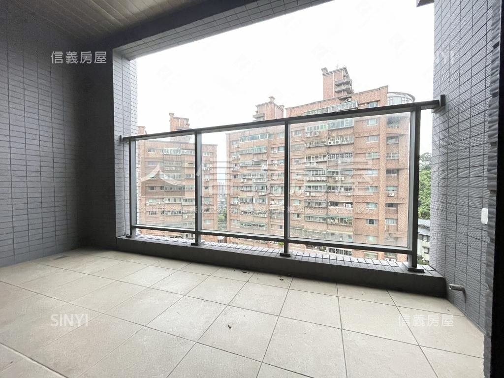 近南港．朗朗晴６全新三房房屋室內格局與周邊環境