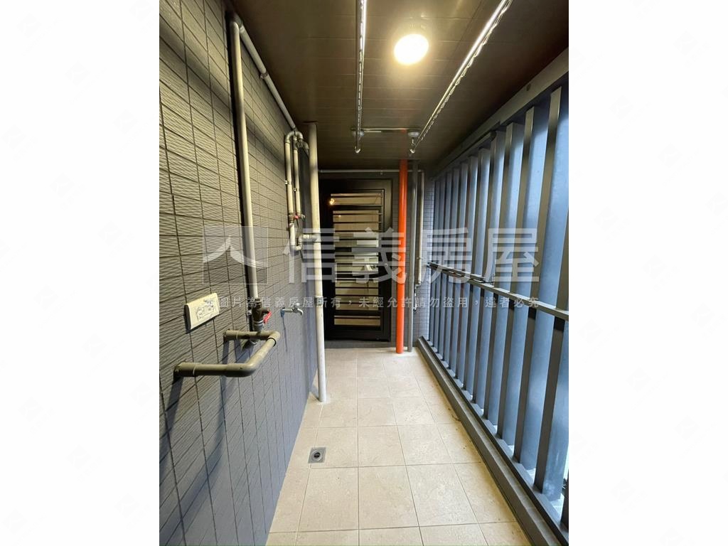 近南港．朗朗晴６全新三房房屋室內格局與周邊環境
