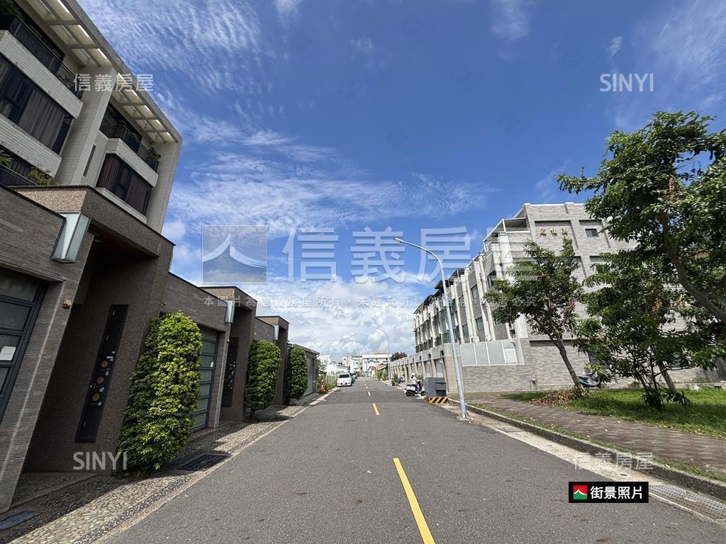 面公園三車電梯別墅房屋室內格局與周邊環境