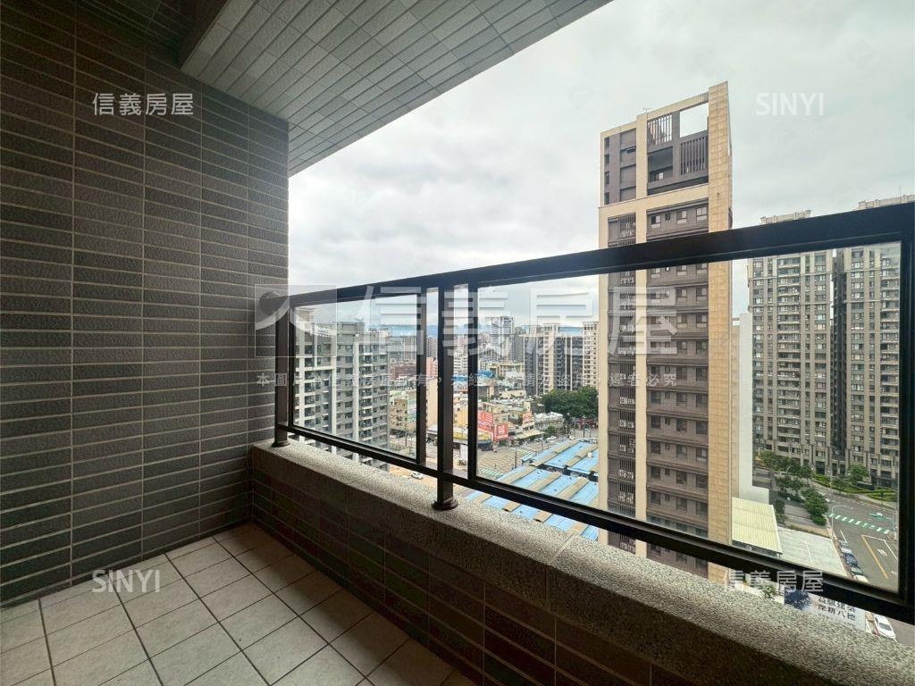 重劃區高樓層兩房車位房屋室內格局與周邊環境