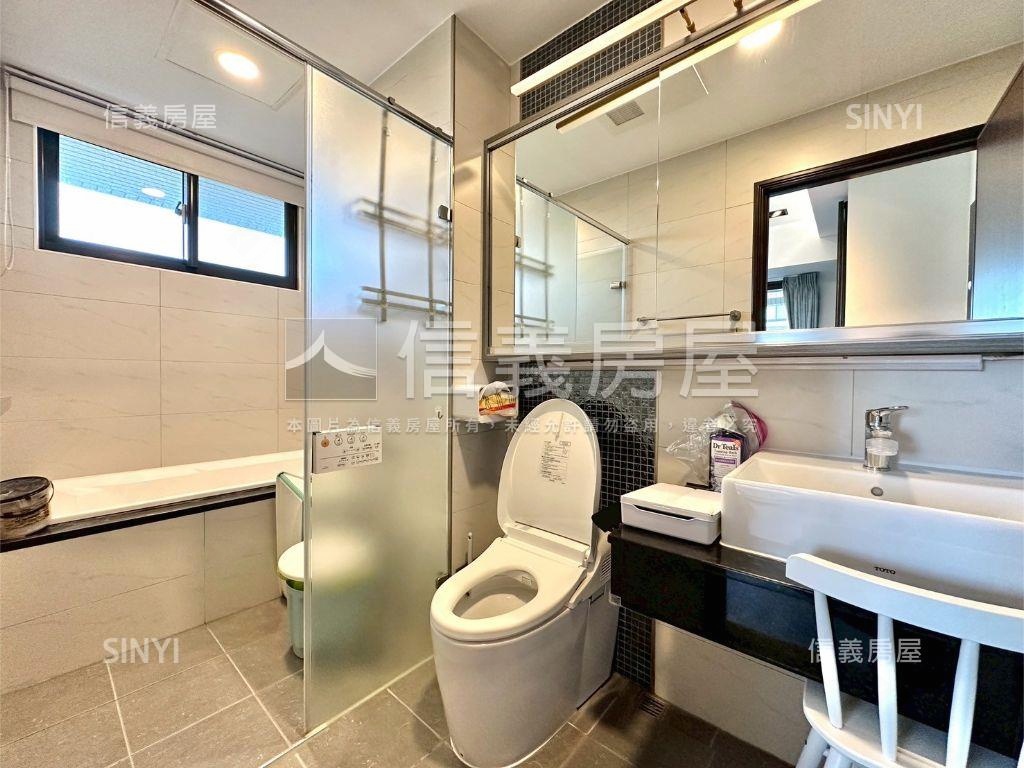 藍田公園景觀裝潢四房平車房屋室內格局與周邊環境