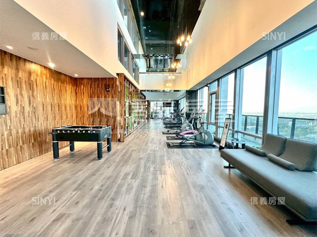 藍田公園景觀裝潢四房平車房屋室內格局與周邊環境