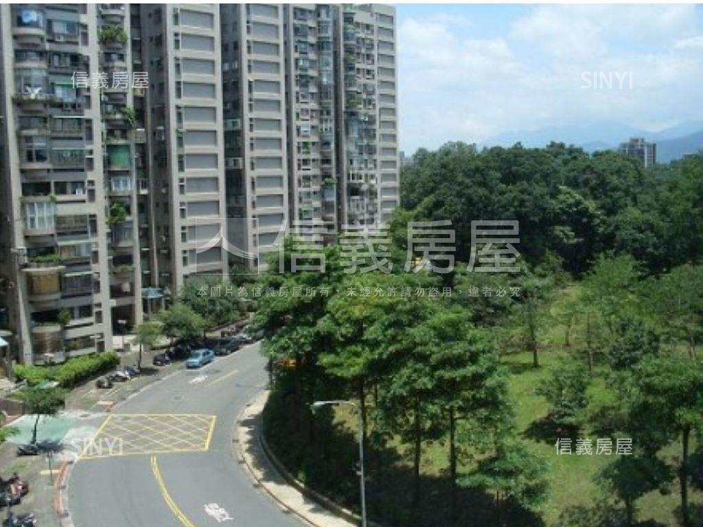 南宅公園美景３房雙衛房屋室內格局與周邊環境