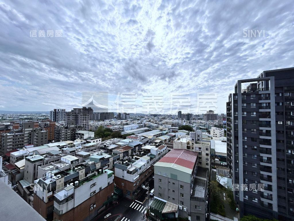 【降價】閱文心三房行情價房屋室內格局與周邊環境