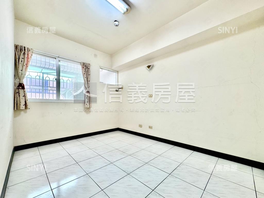 大灣國小｜溫馨三房車位宅房屋室內格局與周邊環境