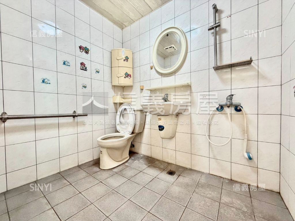 大灣國小｜溫馨三房車位宅房屋室內格局與周邊環境