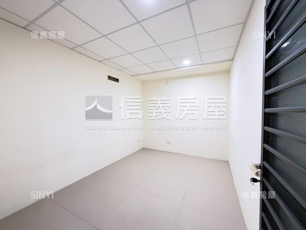 林維湖濱新綻店面Ａ房屋室內格局與周邊環境