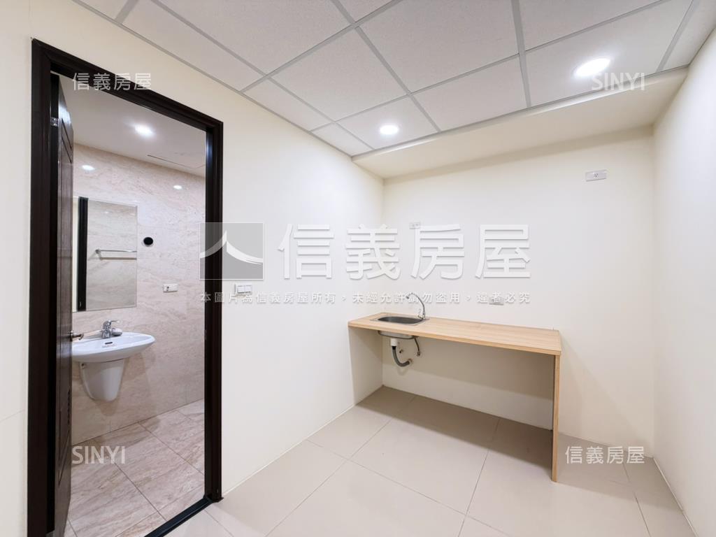 林維湖濱新綻店面Ａ房屋室內格局與周邊環境