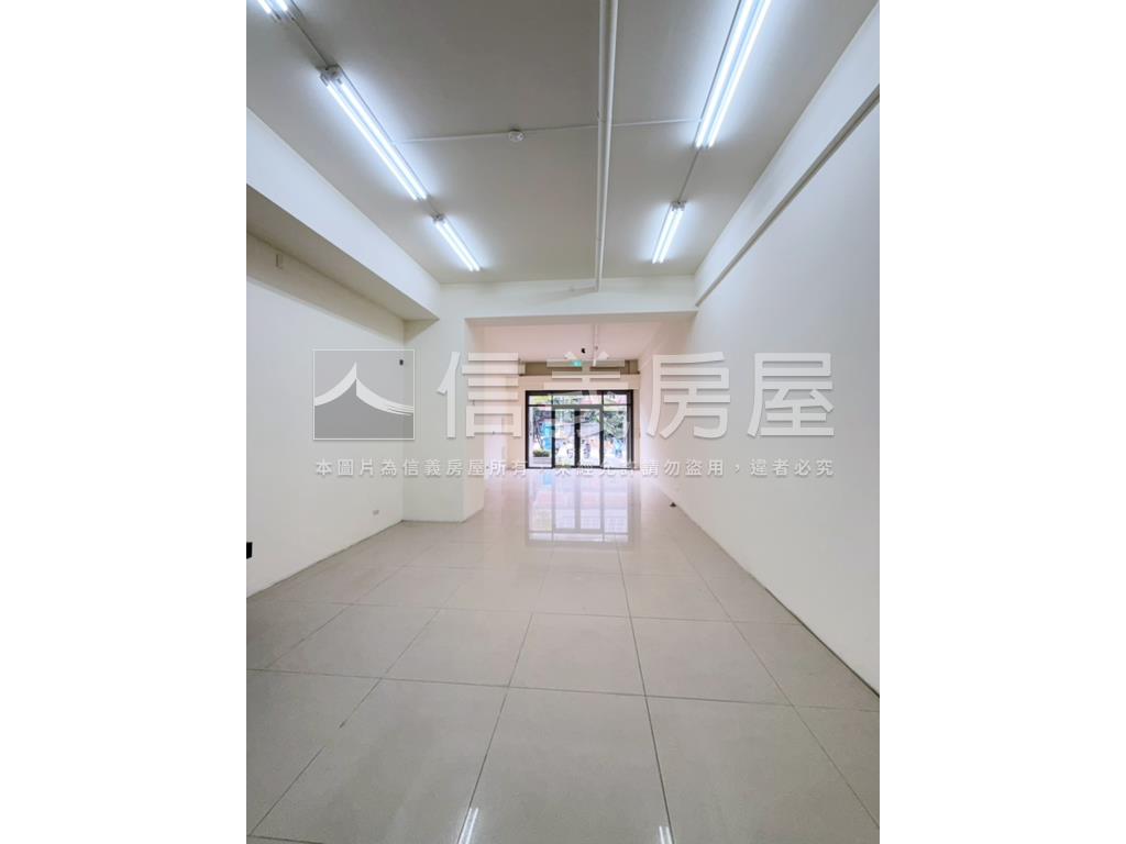 林維湖濱新綻店面Ａ房屋室內格局與周邊環境