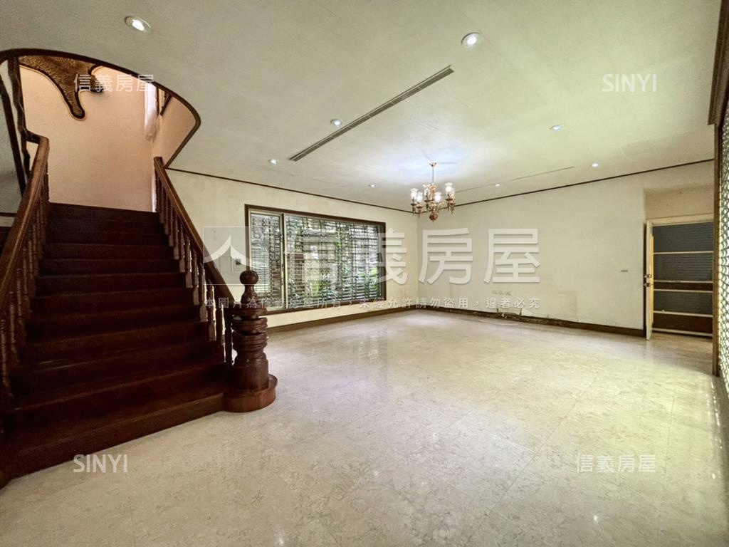 北區｜大地坪角窗花園豪宅房屋室內格局與周邊環境