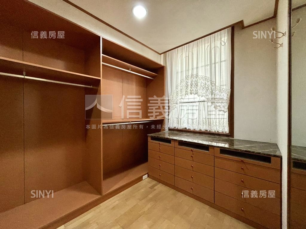 北區｜大地坪角窗花園豪宅房屋室內格局與周邊環境