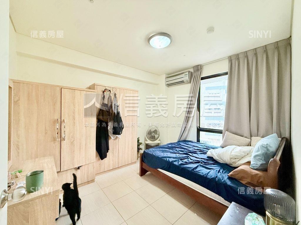 大鵬新城朝南三房平車房屋室內格局與周邊環境