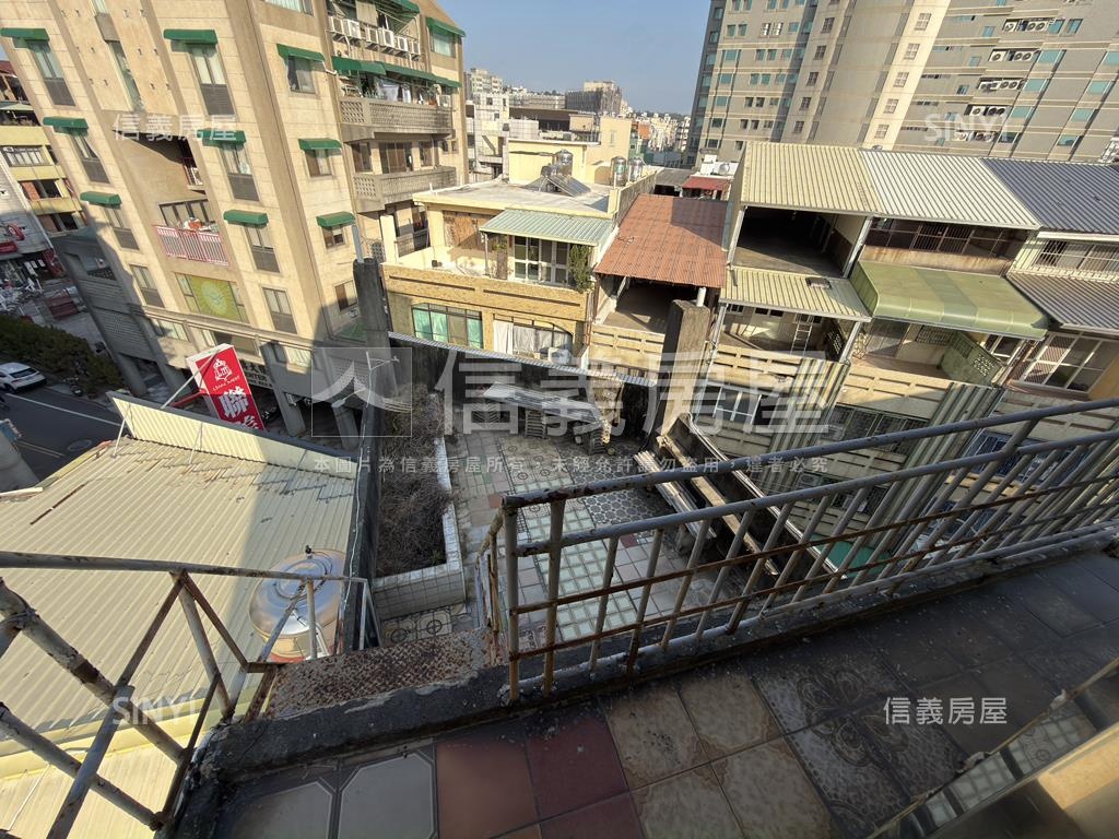 正民生路永樂商圈金店面房屋室內格局與周邊環境