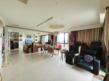 水墨白高樓視野豪宅４車位