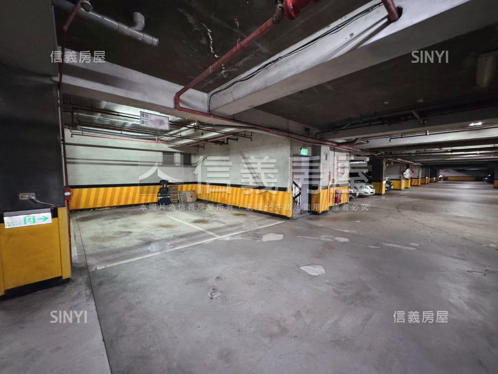 ⭐新台北人美三房＋車位⭐房屋室內格局與周邊環境