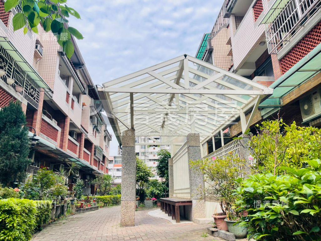 樹孝朝南優質安全美墅房屋室內格局與周邊環境