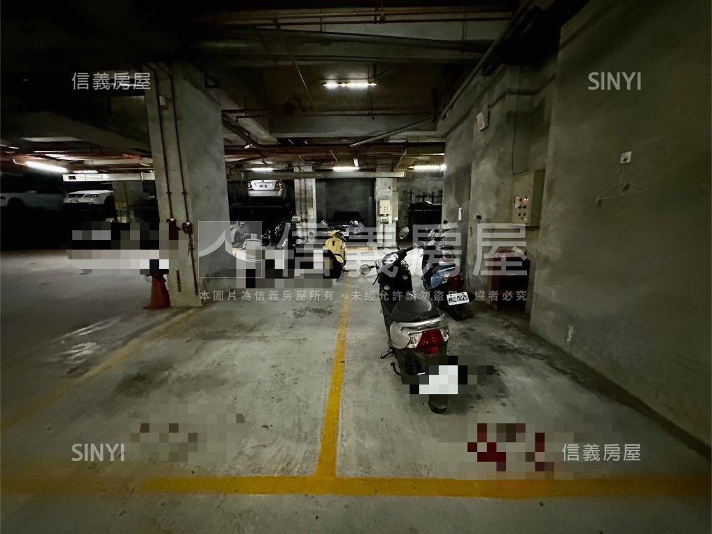 玉璽江山露台三房雙平車房屋室內格局與周邊環境