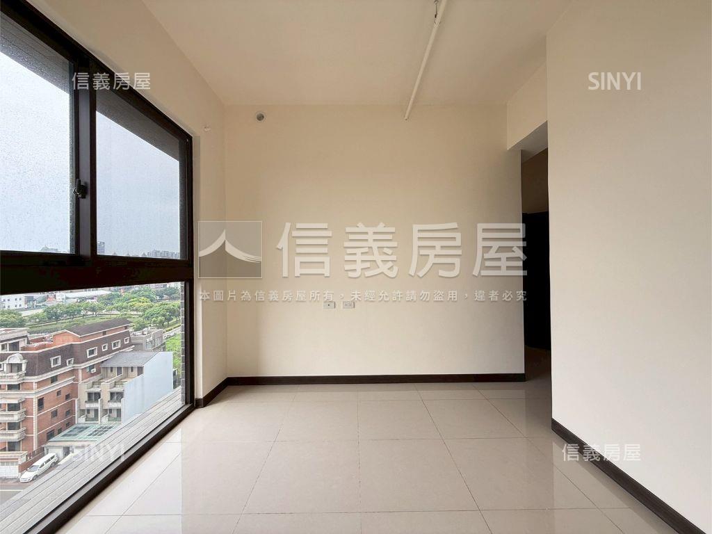 豐盛之城四房雙車位房屋室內格局與周邊環境