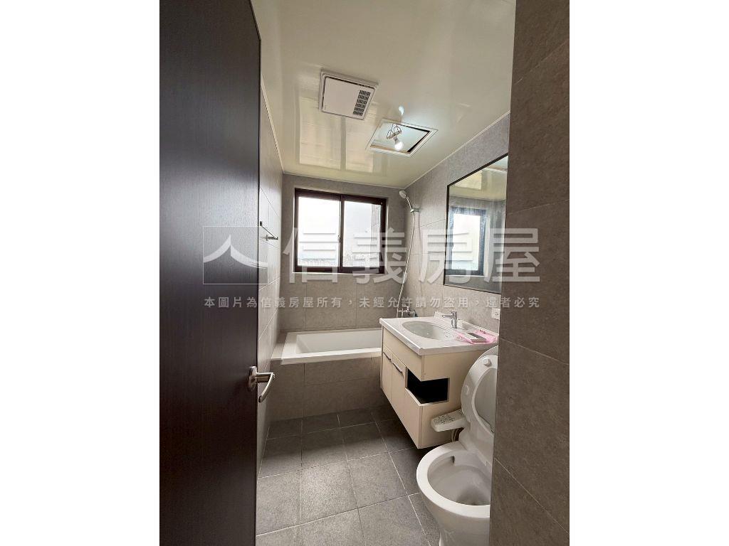 豐盛之城四房雙車位房屋室內格局與周邊環境